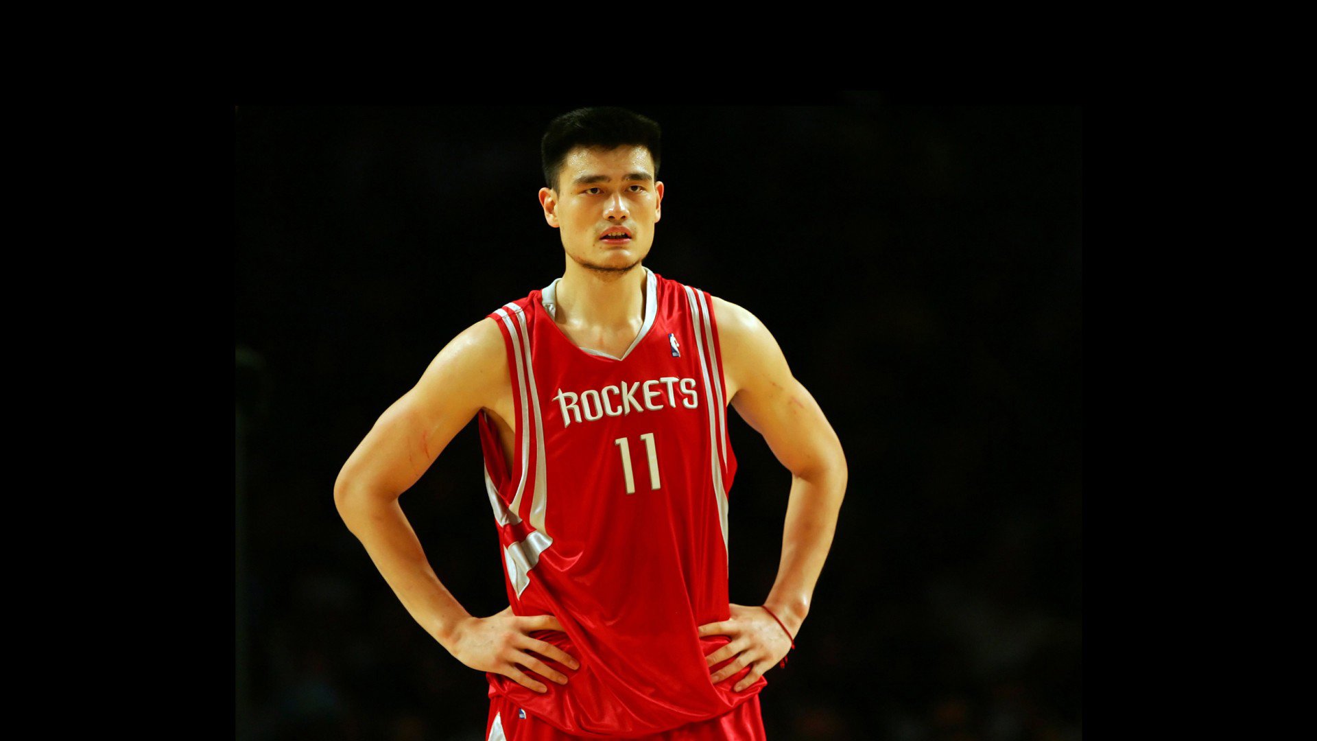 草根奇迹震惊世界!内马尔坐镇中场导演大戏,越南3-0碾压罗马尼亚锁定G组头名